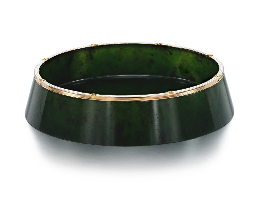View full screen - View 1 of Lot 27. A FABERGÉ GOLD AND CHAMPLEVÉ ENAMEL-MOUNTED NEPHRITE BOWL, WORKMASTER MICHAEL PERCHIN, ST PETERSBURG, CIRCA 1890.