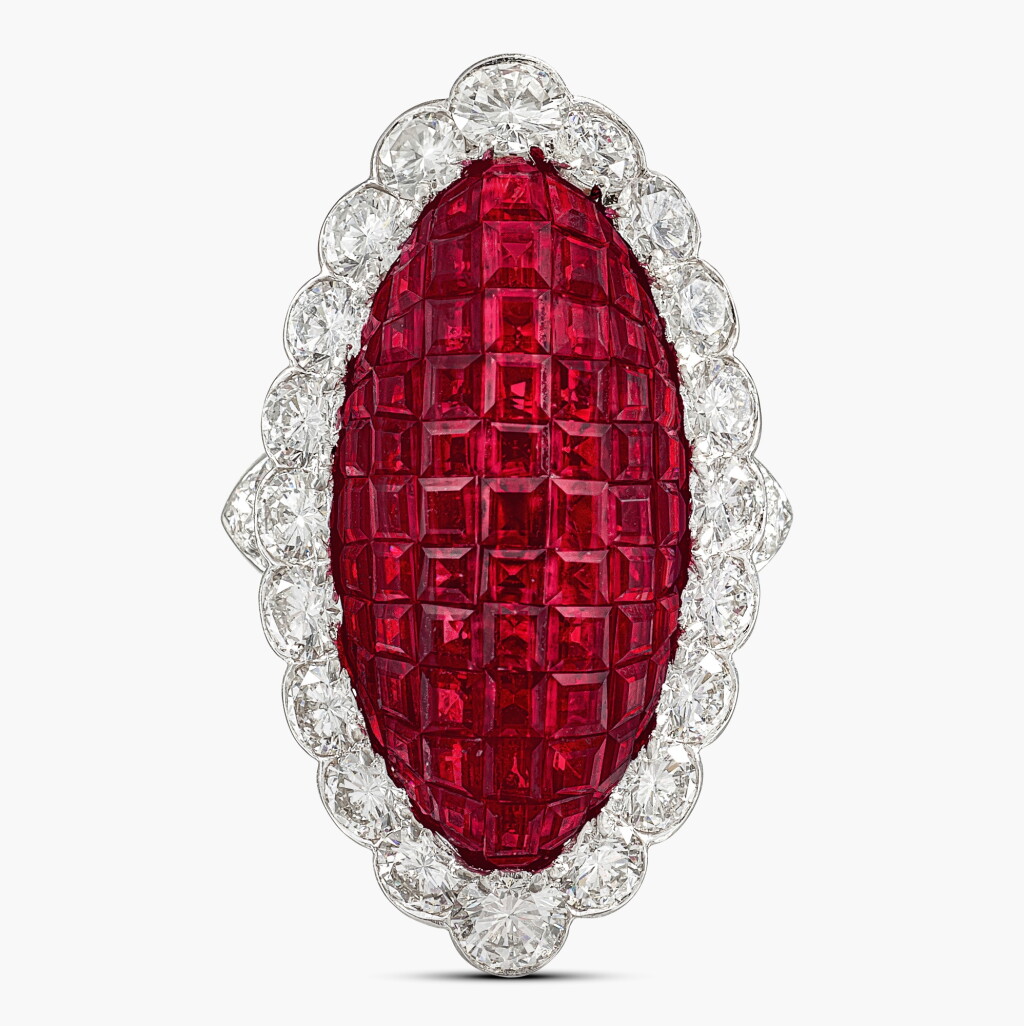 View full screen - View 1 of Lot 1826. Ruby and Diamond ‘Mystery Set’ Ring | 梵克雅寶 | 紅寶石 配 鑽石「隱秘式鑲嵌」戒指.