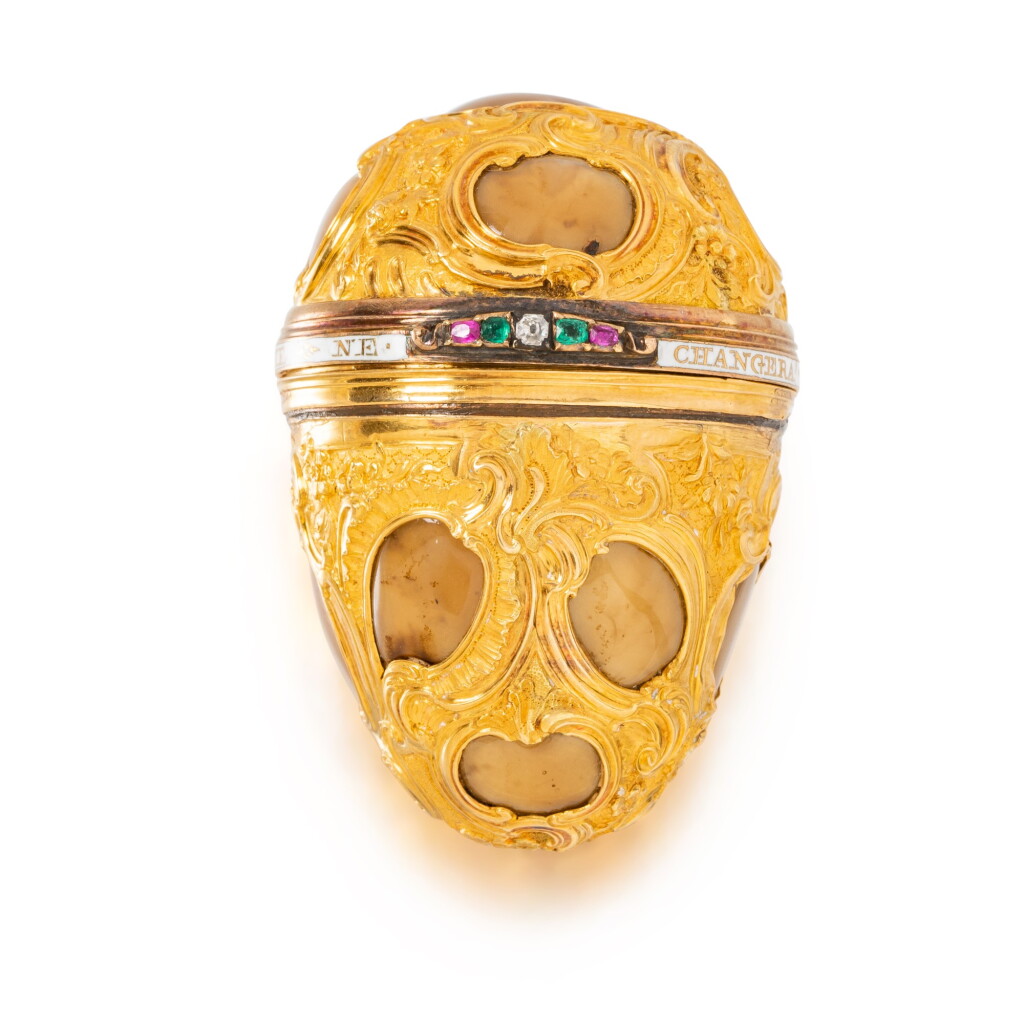 View full screen - View 1 of Lot 1216. A jewelled gold, enamel and hardstone snuff box, English, circa 1760.