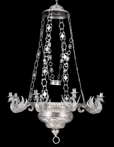 View full screen - View 1 of Lot 128. A SILVER SANCTUARY EIGHT-LIGHT LAMP, UNMARKED, PROBABLY SOUTH AMERICA, 19TH CENTURY | LAMPE DE SANCTUAIRE À 8 LUMIÈRES EN ARGENT, NON POINÇONNÉE, PROB. AMÉRIQUE DU SUD XIXÈ SIÈCLE.
