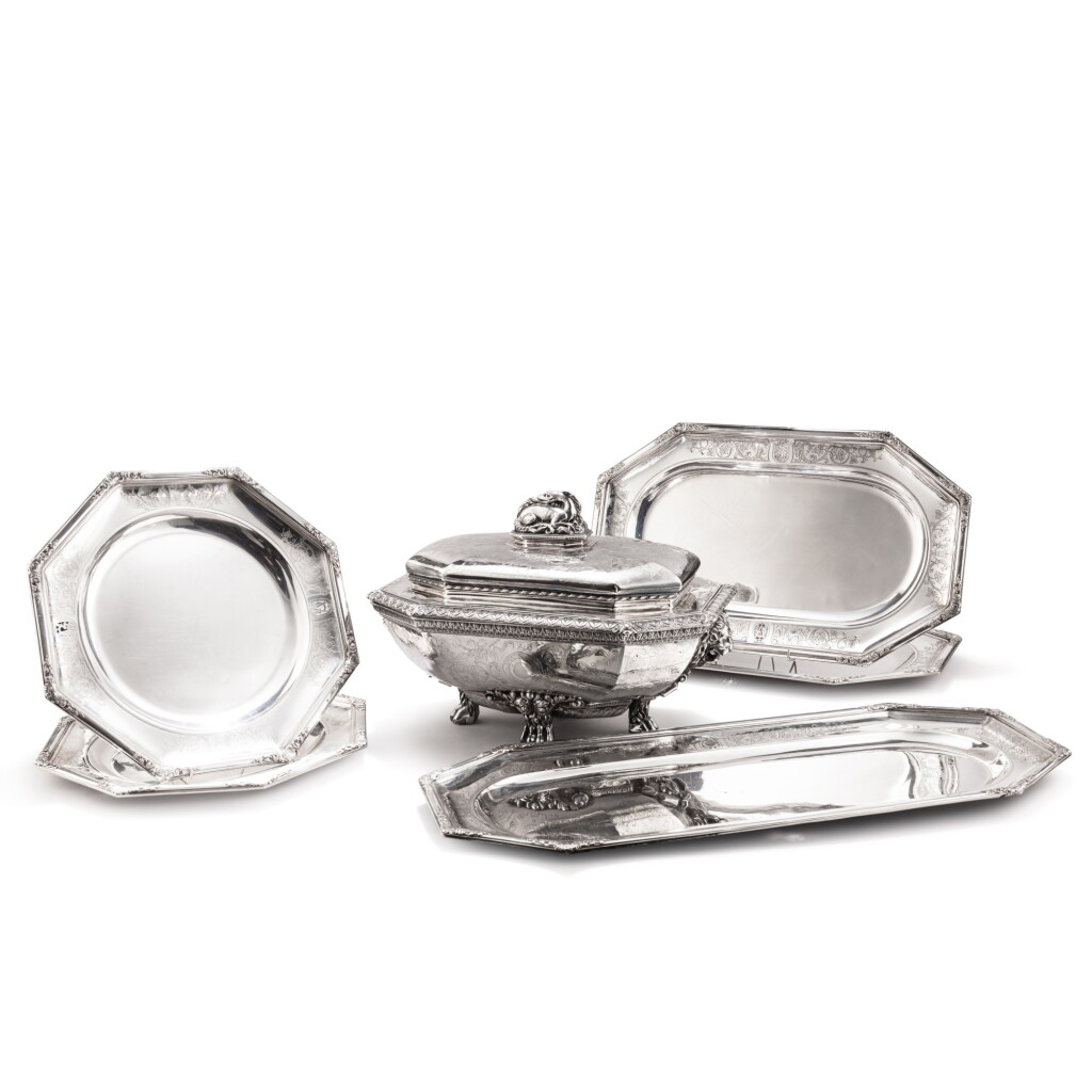 View full screen - View 1 of Lot 128. A set of silver dishes, by Debain, Paris, 20th century.