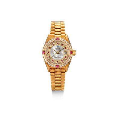 View full screen - View 1 of Lot 612. ROLEX | DATEJUST, REFERENCE 69068, A YELLOW GOLD, DIAMOND AND RUBY-SET WRISTWATCH WITH DATE, BRACELET AND MOTHER-OF-PEARL DIAL, CIRCA 1996.