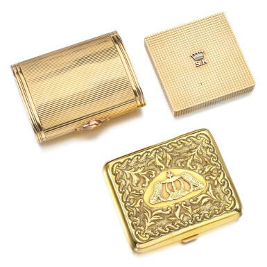 View full screen - View 1 of Lot 99. Three gold cases.