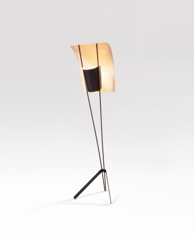 View full screen - View 1 of Lot 131. Lampadaire Cerf-Volant, modèle G30.