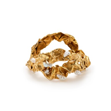 View full screen - View 1 of Lot 145. Bracelet.