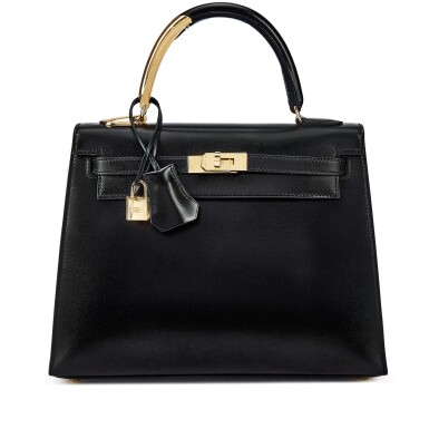 View full screen - View 1 of Lot 5526. Limited Edition Black Box Midas Kelly 25 Sellier 18K Yellow Gold Hardware, 2023.