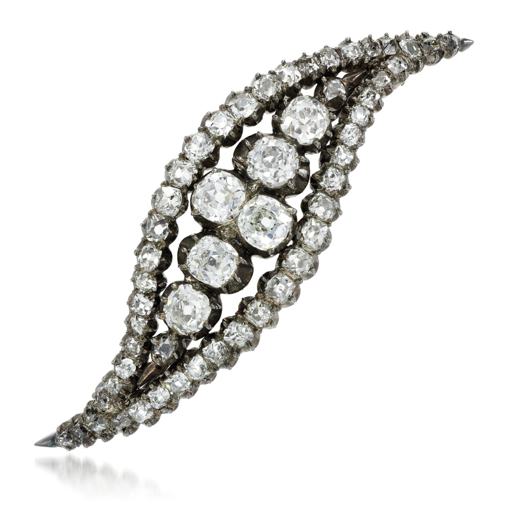 View full screen - View 1 of Lot 3. Diamond brooch, late 18th century.