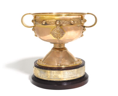 View full screen - View 1 of Lot 141. A George V gold two-handled replica of the Ardagh Chalice, Sharman Dermot Neil, Chester, 1924.