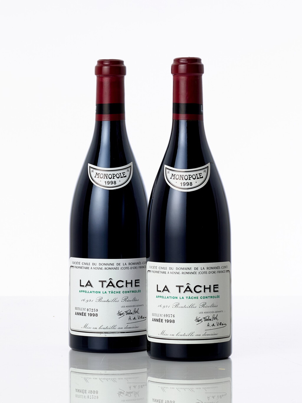View full screen - View 1 of Lot 6419. La Tâche 1998 Domaine de la Romanée-Conti (6 BT).