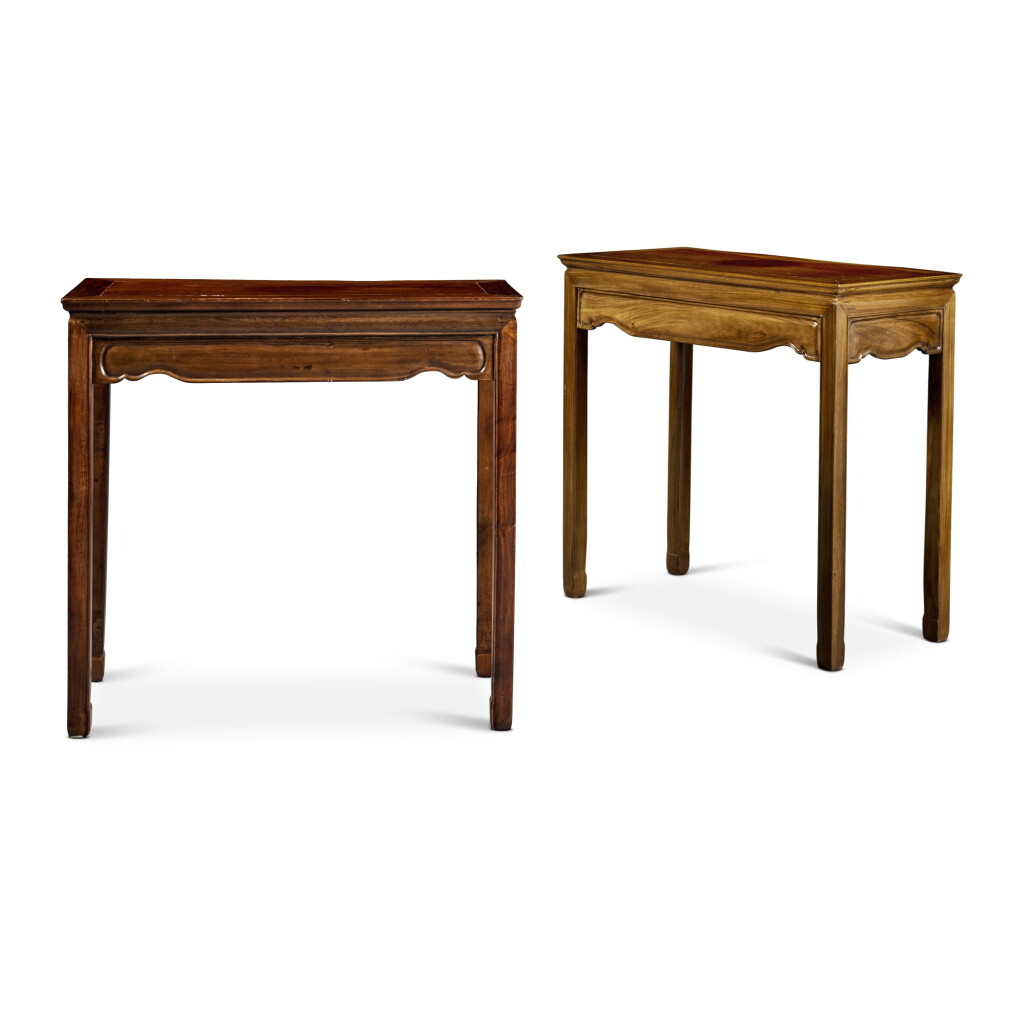 View full screen - View 1 of Lot 690. A pair of mixed hardwood side tables (Banzhuo), Qing dynasty, 19th century | 清十九世紀 硬木馬蹄足半桌一對.