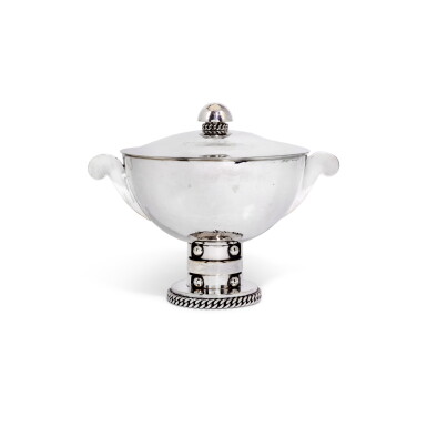 View full screen - View 1 of Lot 110. A French silver soup tureen, Jean Després, Paris, circa 1950.