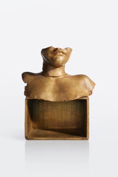 View full screen - View 1 of Lot 77. Buste de Capucine.