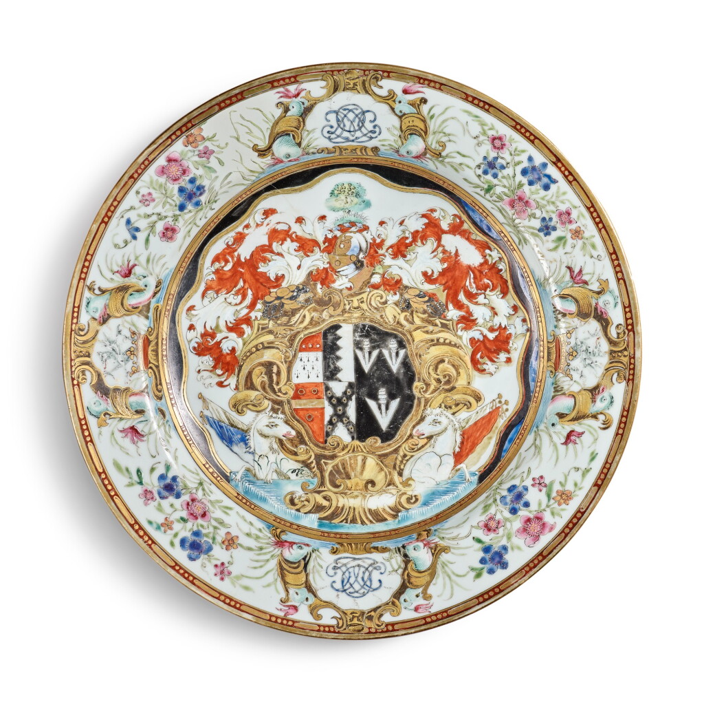 View full screen - View 1 of Lot 467. A Chinese Export Armorial Plate, Qing Dynasty, Qianlong Period, circa 1743 | 清乾隆 約1743年 粉彩紋章圖盤.