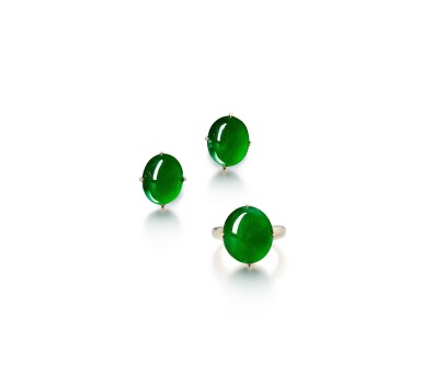 View full screen - View 1 of Lot 1853. Jadeite Demi-Parure | 天然翡翠 配 鑽石 戒指 及 耳環套裝.