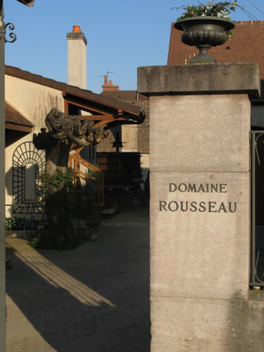 View full screen - View 1 of Lot 168. Ruchottes Chambertin, Clos des Ruchottes 2009 Domaine Armand Rousseau (2 BT).