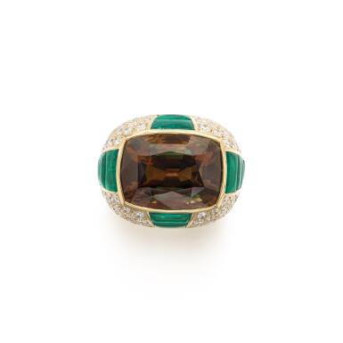 View full screen - View 1 of Lot 517. Alexandrite, emerald and diamond ring.