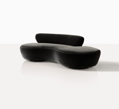 Voir en plein écran - Voir 1 du lot 5. Canapé Serpentine.