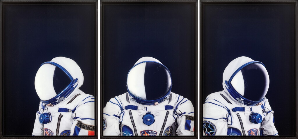 View full screen - View 1 of Lot 156. Matthias Schaller 马蒂亚斯·夏勒 | Dis 11 (Three Works) DIS 11(三幅作品).
