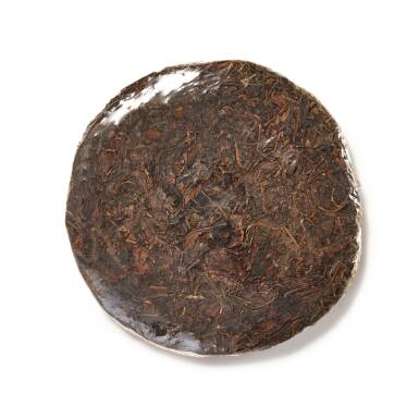 View full screen - View 1 of Lot 2. 30年代 江城號圓茶青餅 1930s Jiang Cheng Hao Raw Tea Cake (1 PC).