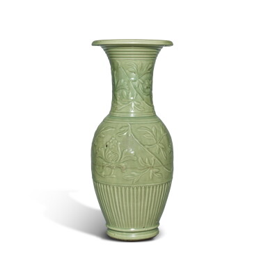 View full screen - View 1 of Lot 171. A large and impressive 'Longquan' celadon-glazed 'peony' vase, Yuan dynasty, 14th century | 元十四世紀 龍泉窰青釉纏枝牡丹紋大瓶.
