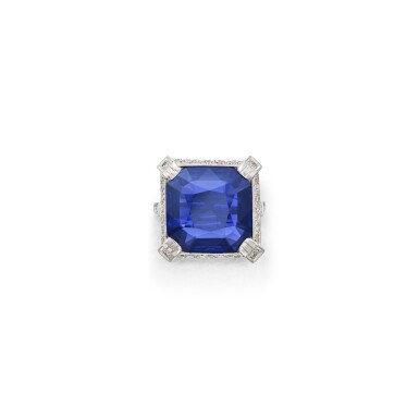 View full screen - View 1 of Lot 72. Sapphire and Diamond Ring 藍寶石配鑽石戒指.