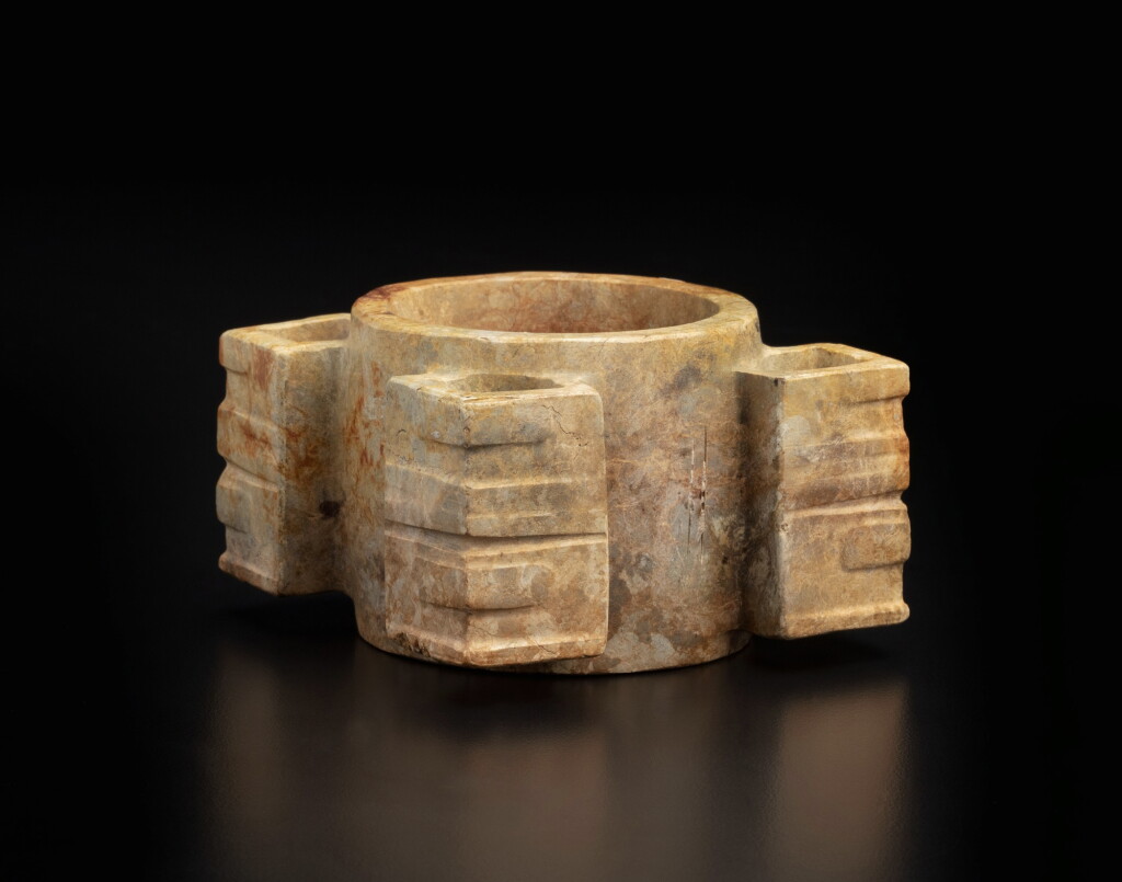 View full screen - View 1 of Lot 50. A rare Liangzhu-style beige jade cong | 良渚風格玉琮.