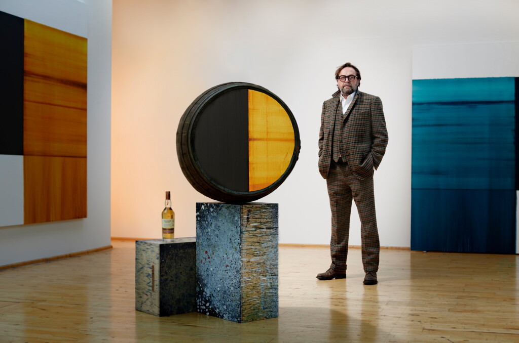 View full screen - View 1 of Lot 21. Talisker Cask of Distinction 1978 + Artwork by Callum Innes (1 HGH).