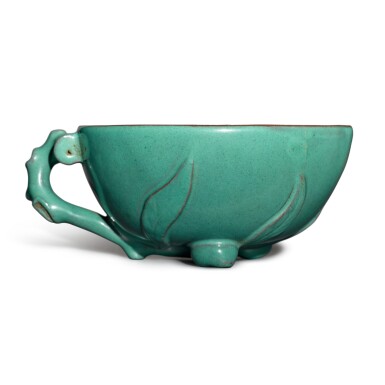 View full screen - View 1 of Lot 26. A Yixing turquoise-enameled 'peach' cup, 19th / 20th century.