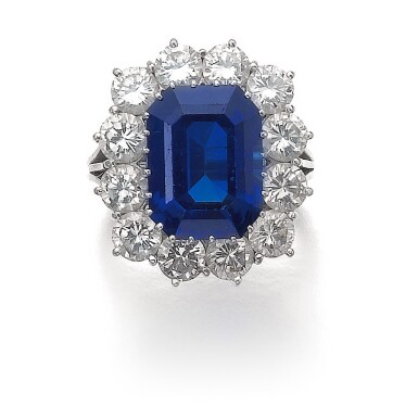 View full screen - View 1 of Lot 543. SAPPHIRE AND DIAMOND RING.