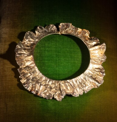 View full screen - View 1 of Lot 31. Collier Collerette.