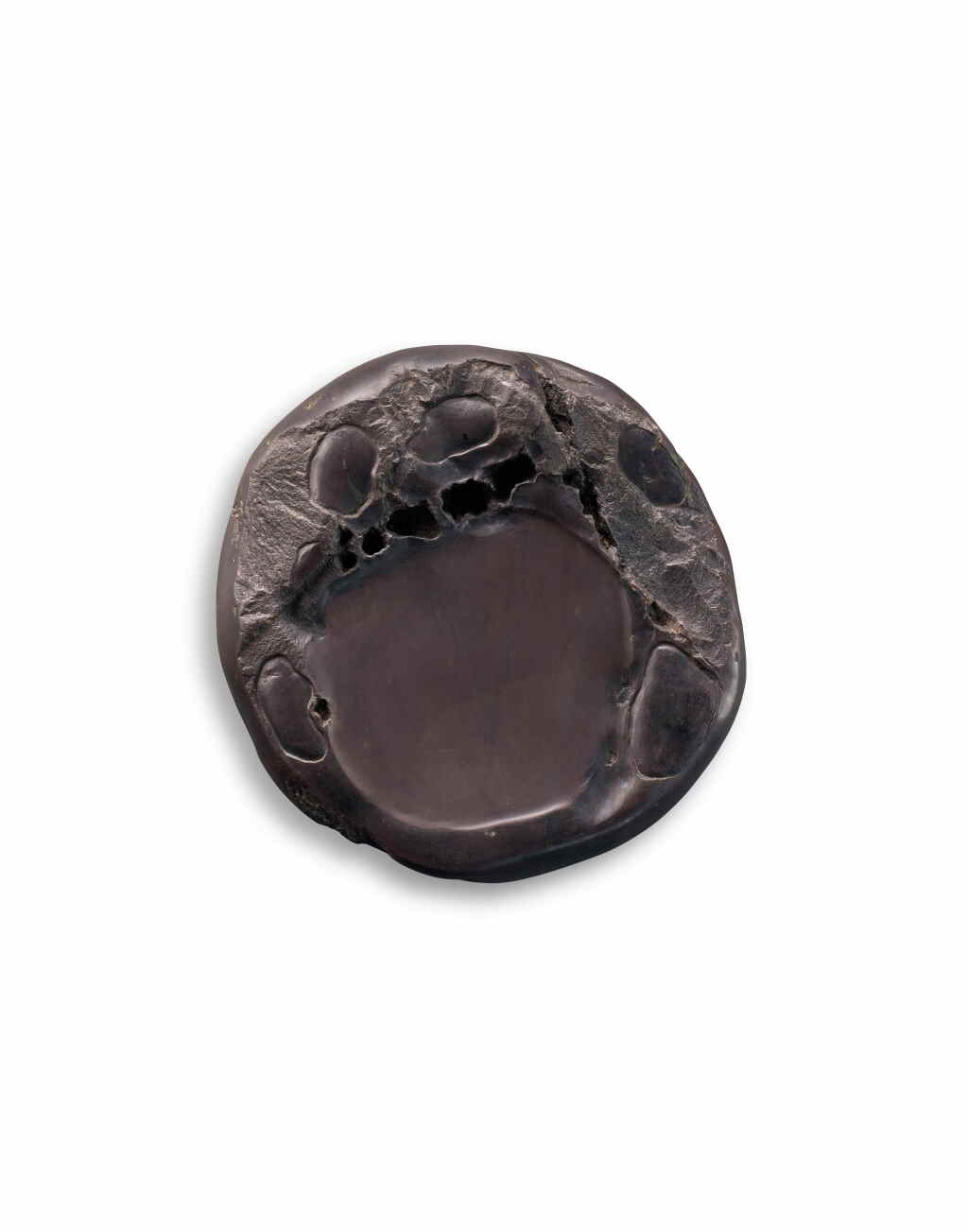 View full screen - View 1 of Lot 1510. A Duan inkstone, Late Ming - early Qing dynasty | 晚明清初 天然璞石端硯.
