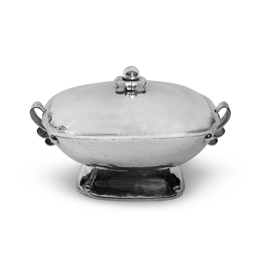 全螢幕檢視 - 查看19A Mexican Silver Tureen and Cover, William Spratling, Taxco, Circa 1933-38的1