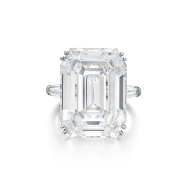 View full screen - View 1 of Lot 160. Historically Important 'Jonker VI' Diamond Ring 海瑞 溫斯頓 | 重要歷史性 22.85克拉 長方形 D色 Type IIa 'Jonker VI' 鑽石 戒指.