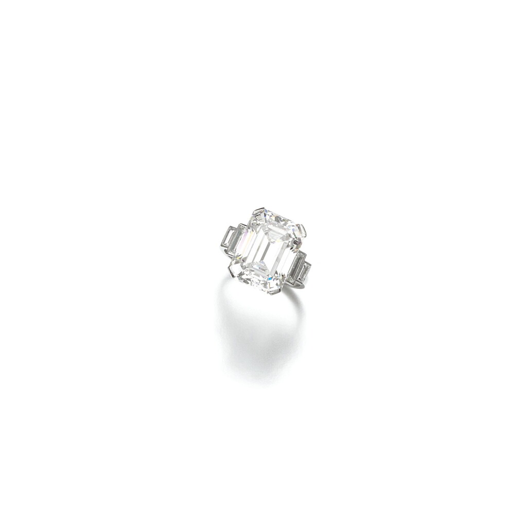 View full screen - View 1 of Lot 53. DIAMOND RING, 1930S.