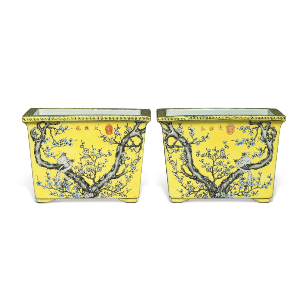 View full screen - View 1 of Lot 362. A pair of yellow-ground grisaille-decorated 'Dayazhai' jardinières, Qing dynasty, Guangxu period | 清光緒 黃地粉彩花鳥圖四方花盆一對 《永慶長春》《大雅齋》《天地一家春》款.