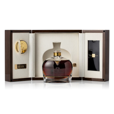 View full screen - View 1 of Lot 5024. The Macallan 1824 Decanter MMXII Release 49.5 abv NV (1 BT70).