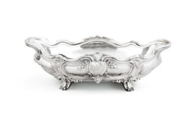 View full screen - View 1 of Lot 62. A French silver jardiniere with its silver-plated liner, Odiot, Prévost Récipon, Paris, circa 1900 | Jardinière en argent et sa doublure en métal argenté par Odiot, Prévost Récipon, Paris, vers 1900.
