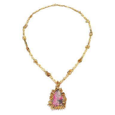 View full screen - View 1 of Lot 27. Rhodochrosite necklace, 1967.