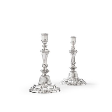 View full screen - View 1 of Lot 151. A pair of silver candlesticks, Pierre Vallières, Paris, 1779-1780 | Paire de flambeaux en argent par Pierre Vallières, Paris, 1779-1780.