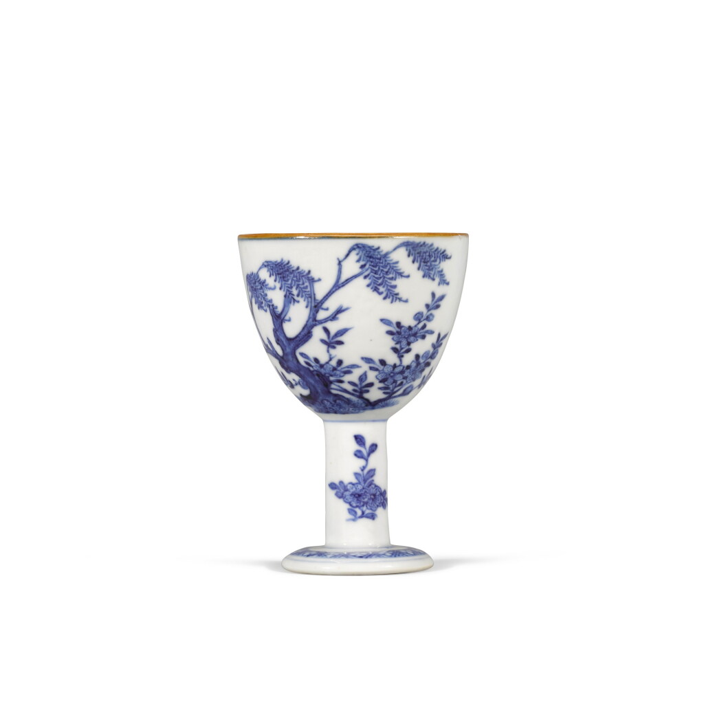 View full screen - View 1 of Lot 271. A blue and white goblet, Qing dynasty, 18th century.