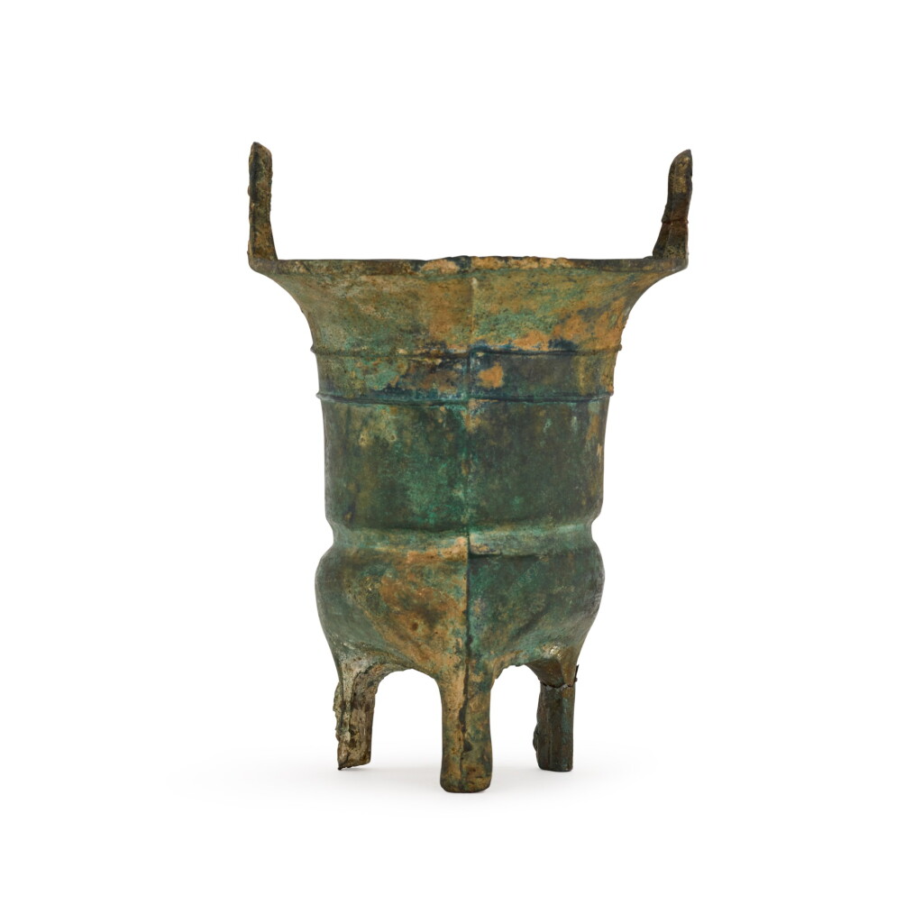 View full screen - View 1 of Lot 103. An archaic bronze ritual steamer, Yan, Late Shang dynasty | 商末 青銅甗.