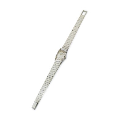 View full screen - View 1 of Lot 364. Patek-Philippe | Montre bracelet de dame or | Lady's gold bracelet watch.