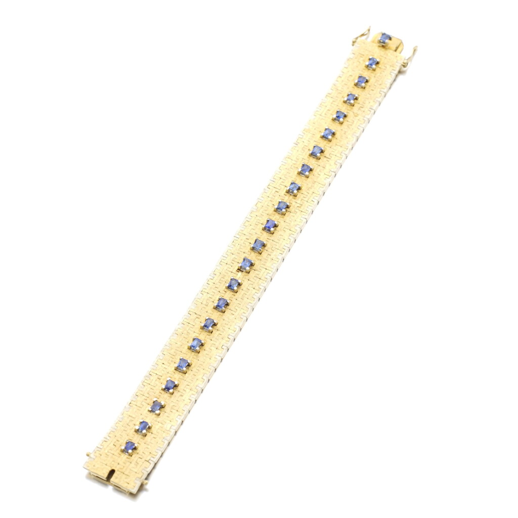 View full screen - View 1 of Lot 524. GOLD AND SAPPHIRE BRACELET.
