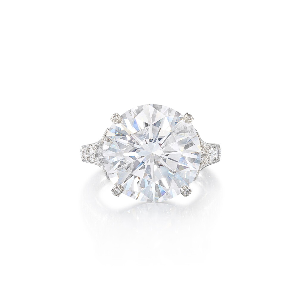 View full screen - View 1 of Lot 1867. Diamond Ring | 卡地亞鑲嵌 | 10.16克拉 圓形 E色 內部無瑕 鑽石 戒指.