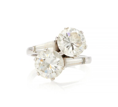 View full screen - View 1 of Lot 30. DIAMOND RING (ANELLO IN DIAMANTI).