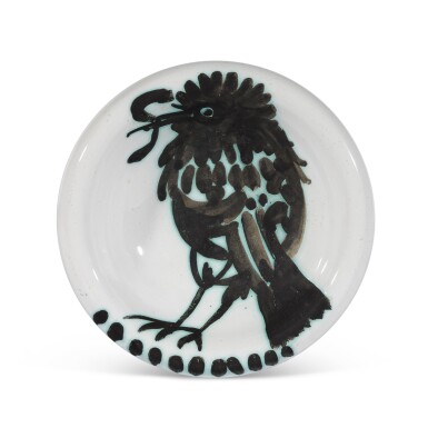 View full screen - View 1 of Lot 112. PABLO PICASSO | OISEAU AU VER (A. R. 172).