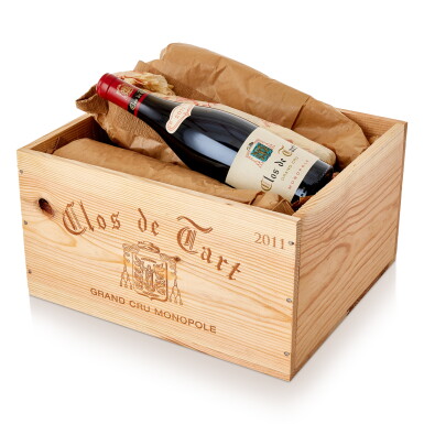 View full screen - View 1 of Lot 1528. Clos de Tart 2017 Domaine du Clos de Tart (7 BT).