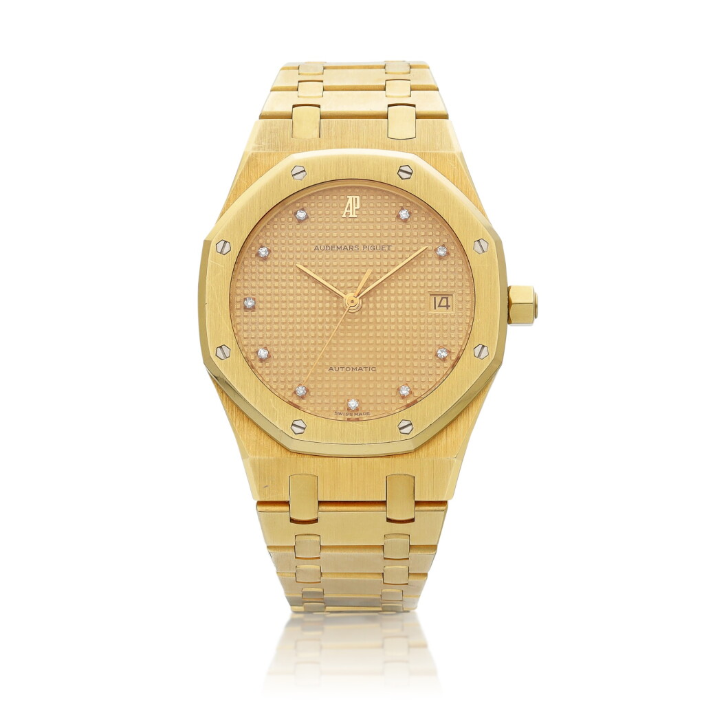 View full screen - View 1 of Lot 8042. Royal Oak | A yellow gold and diamond-set bracelet watch with date, Circa 1980 | 愛彼 | 皇家橡樹系列 | 黃金鑲鑽石鏈帶腕錶,備日期顯示,約1980年製.