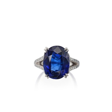 View full screen - View 1 of Lot 754. Sapphire and diamond ring.