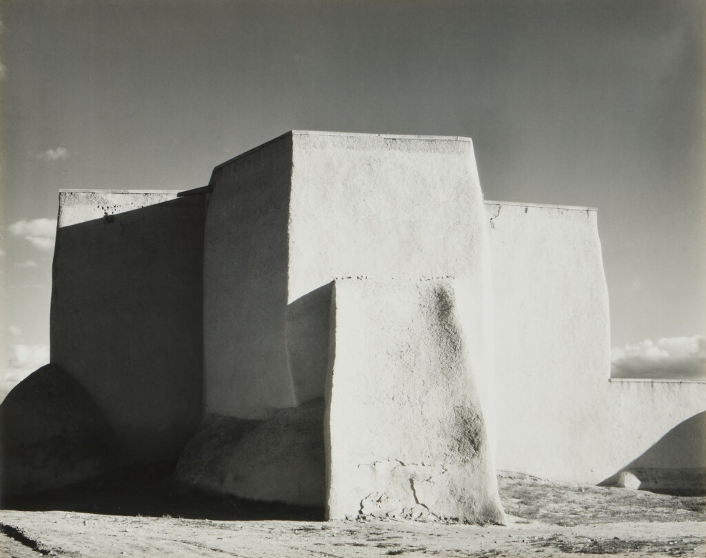 Voir en plein écran - Voir 1 du lot 24. 'Ranchos de Taos Church'.